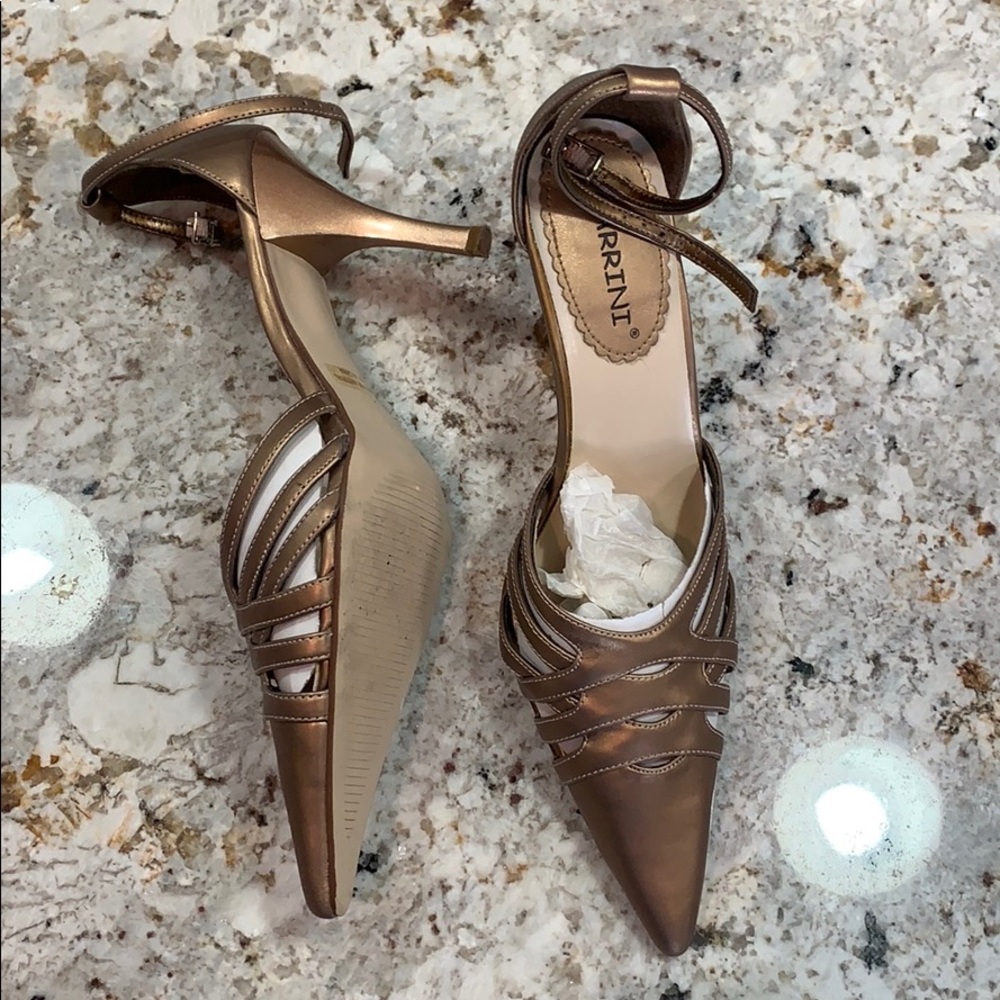 Shoes - Picture 2 of 3